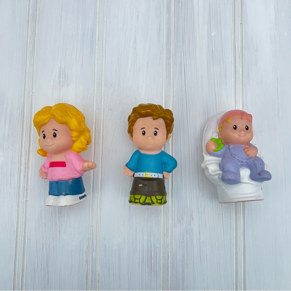 2013 Fisher-Price Little People Happy Sounds Home with Accessories - Picture 5 of 11
